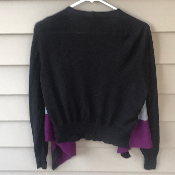 Cute waterfall style short sweater with sparkles - Picture 3 of 3